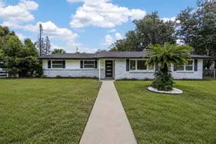 3629 S Crystal Lake Dr, Orlando, FL 32806 - Photo 1