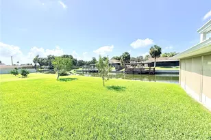 305 W Delaware St, Tavares, FL 32778 - Photo 45