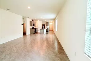 2646 Angel Fls Dr, Davenport, FL 33837 - Photo 13