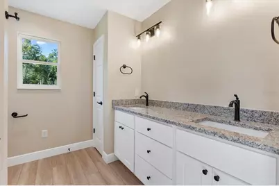 533 E Anderson Avenue, Bushnell, FL 33513 - Photo 5