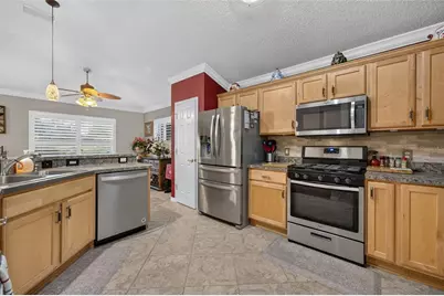 17246 SE 85th Willowick Circle, The Villages, FL 32162 - Photo 19