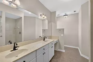 5809 Bounty Cir, Tavares, FL 32778 - Photo 19