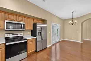 5809 Bounty Cir, Tavares, FL 32778 - Photo 13
