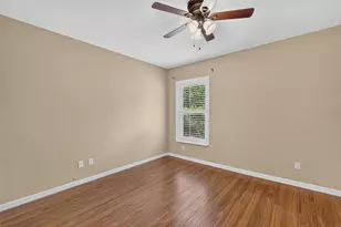 5809 Bounty Cir, Tavares, FL 32778 - Photo 23