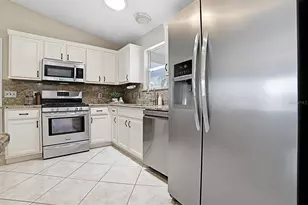1611 Alhambra Way, The Villages, FL 32162 - Photo 9