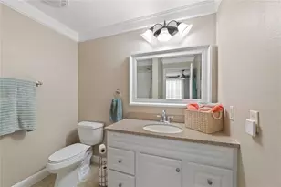 7618 SE 171st Sun Valley Pl, The Villages, FL 32162 - Photo 13