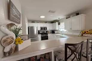 7618 SE 171st Sun Valley Pl, The Villages, FL 32162 - Photo 11