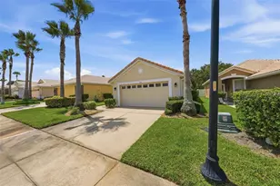 9076 St Andrews Way, Mount Dora, FL 32757 - Photo 3