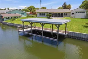 1631 Canal Ct, Tavares, FL 32778 - Photo 3