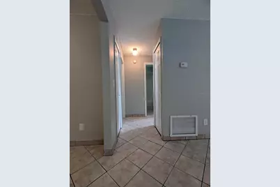 910 South Center Street #910, Eustis, FL 32726 - Photo 11