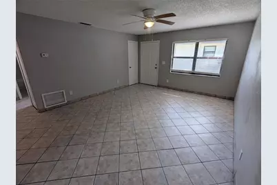 910 South Center Street #910, Eustis, FL 32726 - Photo 7