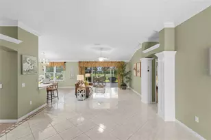1527 Golden Ridge Dr, The Villages, FL 32162 - Photo 5