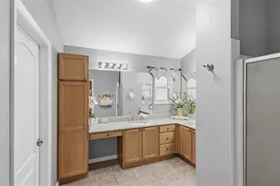 1527 Golden Ridge Dr, The Villages, FL 32162 - Photo 21