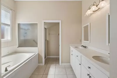 5325 Fantasy Way, Leesburg, FL 34748 - Photo 9