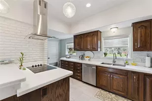 801 Lake Shore Dr, Leesburg, FL 34748 - Photo 13
