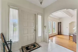 801 Lake Shore Dr, Leesburg, FL 34748 - Photo 3