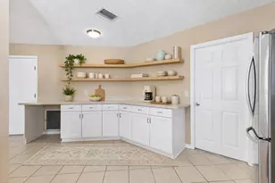 16869 SE 80th Bathurst Ct, The Villages, FL 32162 - Photo 9