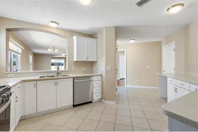 16869 SE 80th Bathurst Court, The Villages, FL 32162 - Photo 3
