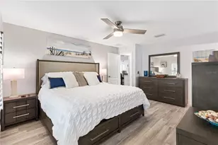 1427 Gayle Mill Dr, The Villages, FL 32162 - Photo 17
