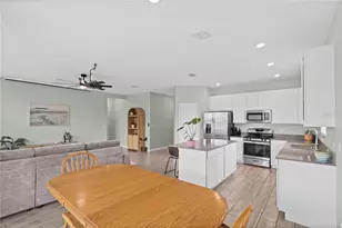 33571 Sky Blossom Cir, Leesburg, FL 34788 - Photo 19