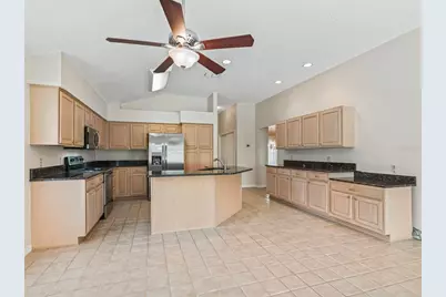 823 San Salvador Drive, The Villages, FL 32159 - Photo 15