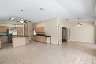 823 San Salvador Dr, The Villages, FL 32159 - Photo 11