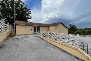 2766 US Hwy 441/27 Hwy, Fruitland Park, FL 34731 - Photo 31
