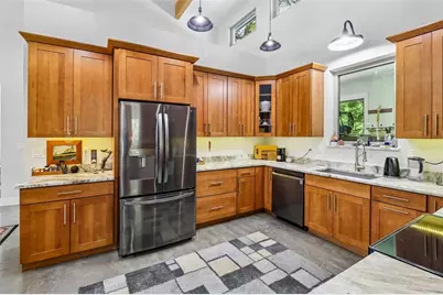 16161 SE 137th Court, Weirsdale, FL 32195 - Photo 13