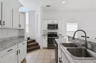 939 Andalusia Loop, Davenport, FL 33837 - Photo 11