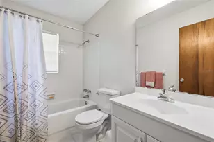 151 N Hill Ave, Deland, FL 32724 - Photo 17