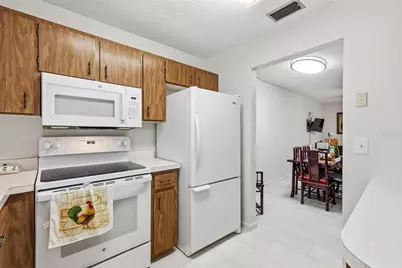 151 N Hill Avenue #100, Deland, FL 32724 - Photo 9