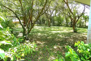 106 Willard Ave, Fruitland Park, FL 34731 - Photo 5