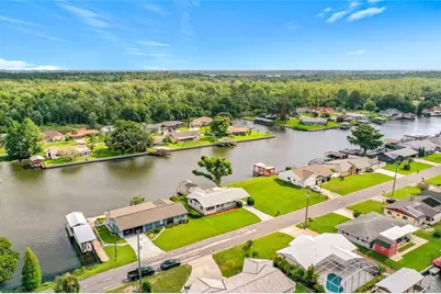 13225 Country Club Drive, Tavares, FL 32778 - Photo 3