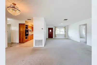 13225 Country Club Drive, Tavares, FL 32778 - Photo 15