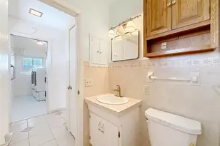 13225 Country Club Dr, Tavares, FL 32778 - Photo 35