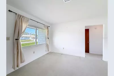 13225 Country Club Drive, Tavares, FL 32778 - Photo 9