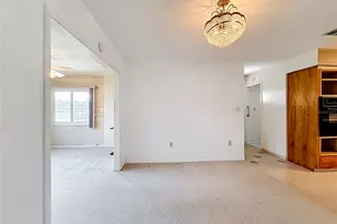 13225 Country Club Dr, Tavares, FL 32778 - Photo 13