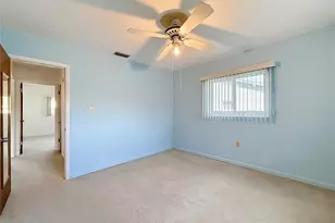 13225 Country Club Dr, Tavares, FL 32778 - Photo 33