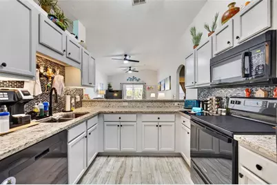 1390 Willow Crest Drive, Clermont, FL 34711 - Photo 15