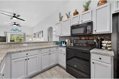 1390 Willow Crest Drive, Clermont, FL 34711 - Photo 17