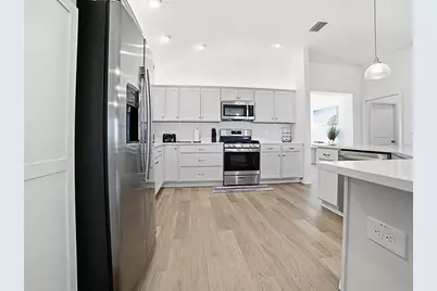 7274 Carlos Court, The Villages, FL 34762 - Photo 13