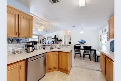1660 Elkhart Circle, Tavares, FL 32778 - Photo 15