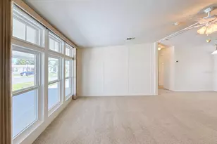 1660 Elkhart Cir, Tavares, FL 32778 - Photo 7