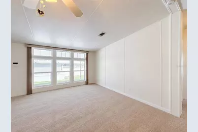 1660 Elkhart Circle, Tavares, FL 32778 - Photo 9