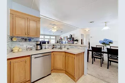 1660 Elkhart Circle, Tavares, FL 32778 - Photo 13