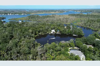 720 Northwest Snug Harbor Road, Crystal River, FL 34428 - Photo 31
