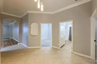157 Crepe Myrtle Dr, Groveland, FL 34736 - Photo 5