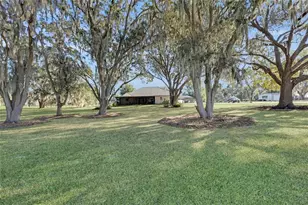 400 Carman Dr, Leesburg, FL 34748 - Photo 1