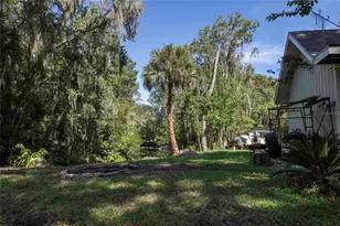 2886 N C 470, Lake Panasoffkee, FL 33538 - Photo 15