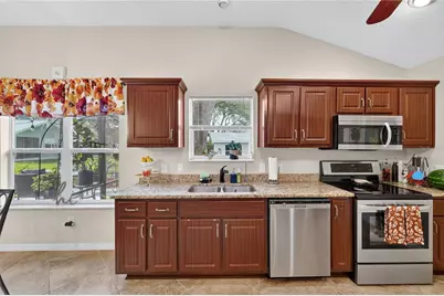 313 Gonzales Place, Lady Lake, FL 32159 - Photo 13